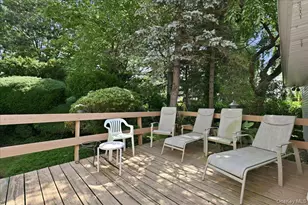 566 Harrison Ave, East Meadow, NY 11554 - Photo 35