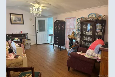 1661 Old Country Road #125, Riverhead, NY 11901 - Photo 9