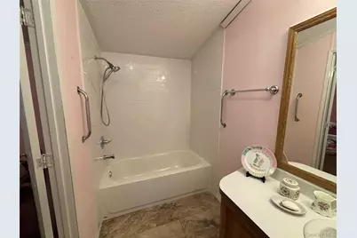 1661 Old Country Road #125, Riverhead, NY 11901 - Photo 27
