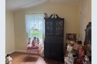 1661 Old Country Road #125, Riverhead, NY 11901 - Photo 11