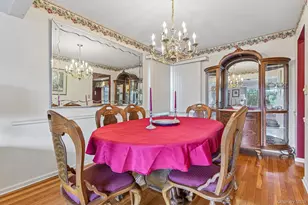 2394 Cedar St, Seaford, NY 11783 - Photo 9
