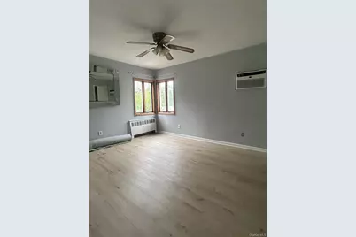 118 Franklin Avenue, Malverne, NY 11565 - Photo 9
