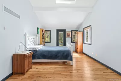 197 Two Holes Water Road, East Hampton, NY 11937 - Photo 11