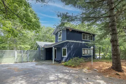 197 Two Holes Water Road, East Hampton, NY 11937 - Photo 3