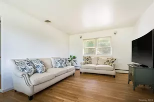 27 West Side Ave, East Quogue, NY 11942 - Photo 7