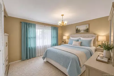 2 Briggs Street, Hicksville, NY 11801 - Photo 11