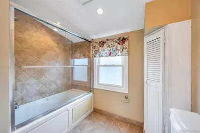 2 Briggs Street, Hicksville, NY 11801 - Photo 17