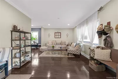 206 N 7th Street, Lindenhurst, NY 11757 - Photo 3