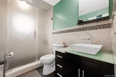 206 N 7th Street, Lindenhurst, NY 11757 - Photo 19