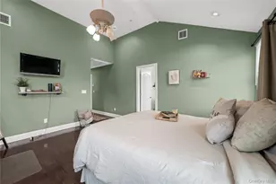 206 N 7th St, Lindenhurst, NY 11757 - Photo 15
