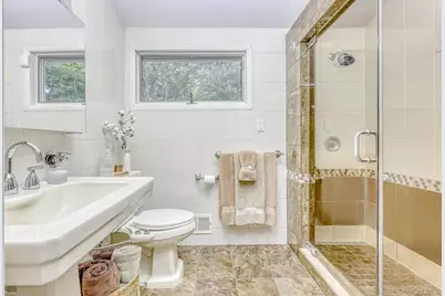 10 Longbow Road, Suffern, NY 10901 - Photo 17