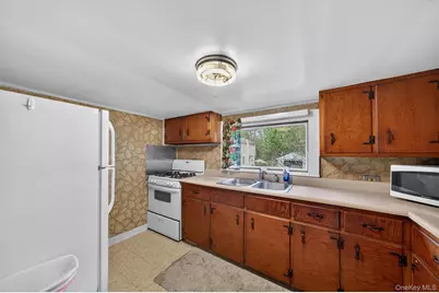 32 Tarbell Road, Wallkill, NY 12721 - Photo 15