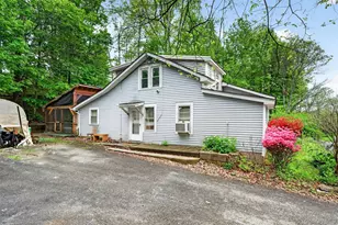 32 Tarbell Rd, Wallkill, NY 12721 - Photo 7