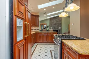 268 W Central Ave, Pearl River, NY 10965 - Photo 7