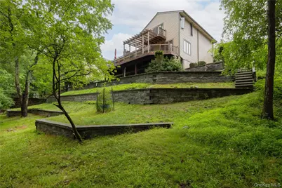 268 W Central Avenue, Pearl River, NY 10965 - Photo 27
