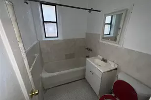 1314 Stratford Ave, Bronx, NY 10472 - Photo 33