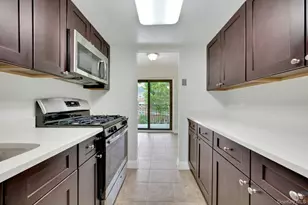 505 White Plains Rd, Eastchester, NY 10709 - Photo 13