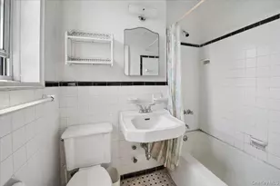 1111 Midland Ave, Bronxville, NY 10708 - Photo 7