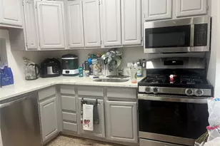 39-05 208th St, Bayside, NY 11361 - Photo 5