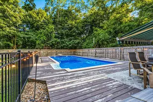 16 Old Stump Rd, Brookhaven, NY 11719 - Photo 31