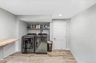 16 Old Stump Rd, Brookhaven, NY 11719 - Photo 29