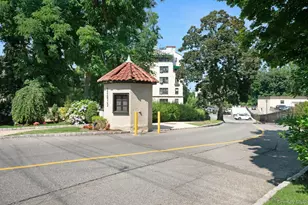 1273 North Ave, New Rochelle, NY 10804 - Photo 17