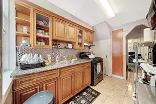 159-20 Highland Ave, Jamaica, NY 11432 - Photo 11