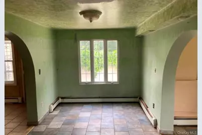 40 East Avenue, Freeport, NY 11520 - Photo 5