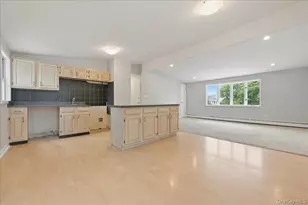 258 Marguerite Ave, Floral Park, NY 11001 - Photo 23