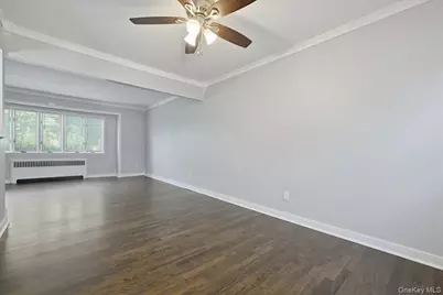 258 Marguerite Avenue, Floral Park, NY 11001 - Photo 11