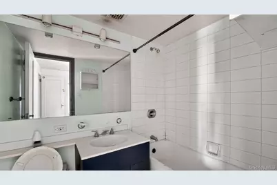 353 W 56th Street #9B, New York, NY 10019 - Photo 15