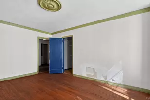 353 W 56th St, New York, NY 10019 - Photo 9
