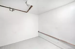 2067 Chatterton Ave, Bronx, NY 10472 - Photo 27