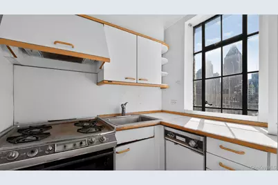 353 W 56th Street #9A, New York, NY 10019 - Photo 13