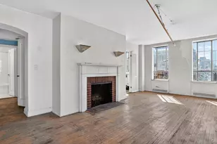 353 W 56th St, New York, NY 10019 - Photo 5