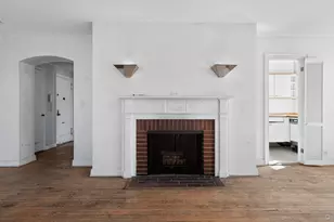 353 W 56th St, New York, NY 10019 - Photo 9