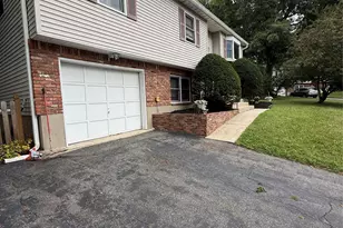 7 Twin Ct, Pearl River, NY 10965 - Photo 13