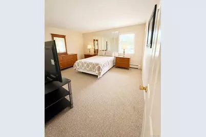 7 Twin Court, Pearl River, NY 10965 - Photo 9