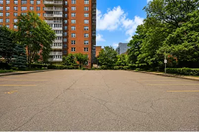 4310 Kissena Boulevard #6B, Flushing, NY 11355 - Photo 31