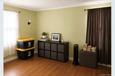 [Address not provided], Bronx, NY 10470 - Photo 19