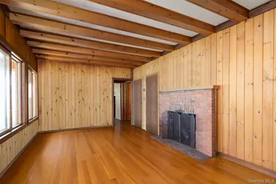 300 Terry Path, Mattituck, NY 11952 - Photo 9