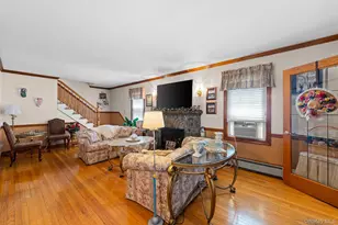 36 Lafayette Ave, Lynbrook, NY 11563 - Photo 7