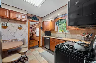 36 Lafayette Ave, Lynbrook, NY 11563 - Photo 19