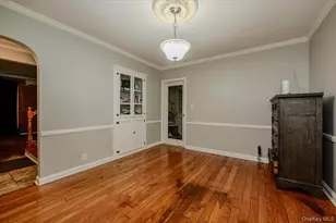 295 Maryland Ave, Freeport, NY 11520 - Photo 5