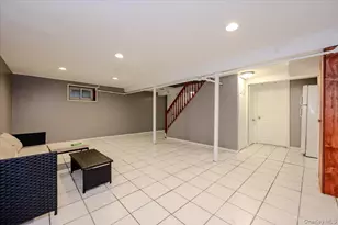 295 Maryland Ave, Freeport, NY 11520 - Photo 21
