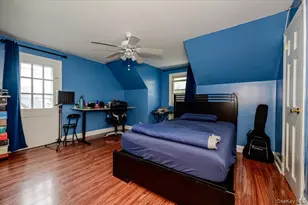 295 Maryland Ave, Freeport, NY 11520 - Photo 15