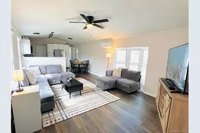 723 Beekman Road #42, Hopewell Junction, NY 12533 - Photo 7