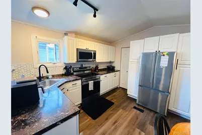 723 Beekman Road #42, Hopewell Junction, NY 12533 - Photo 9