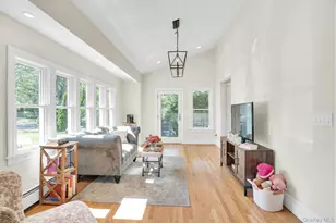 30 Sarina Dr, Commack, NY 11725 - Photo 11