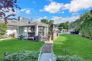 257 Shadybrook Ln, West Islip, NY 11795 - Photo 43